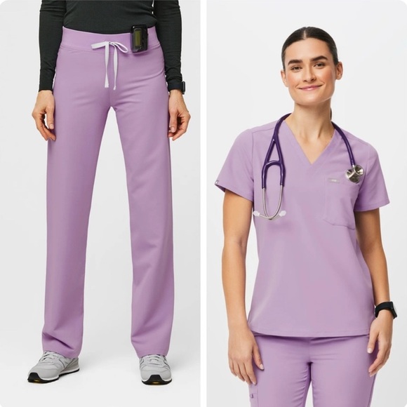 Figs Pants - Figs Women's Lavender Dew Scrub Set - TECHNICAL COLLECTION